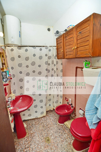 Casa En Venta En La Unión 2 Dormitorios Con Patio Al Frente Y Fondo Con Cochera Propiedad Horizontal