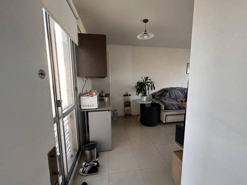 Charcas Y Darregueyra - Moderno Estudio Con Balcón Terraza En Palermo