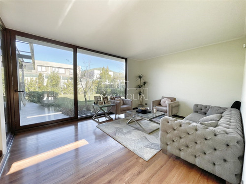 Casa En Venta De 3 Dorm. En Chamisero