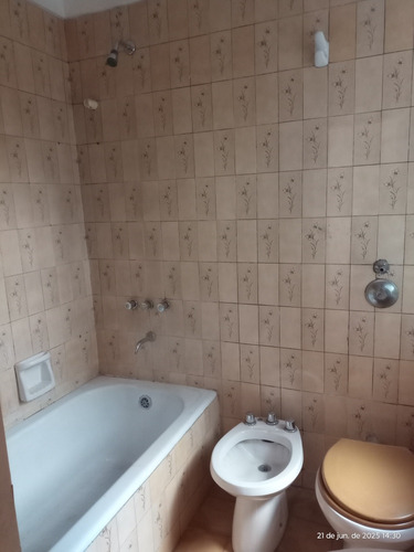 Departamento Tres Ambientes. Semipiso En Venta Digno De Ver