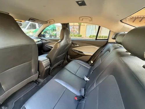 Chevrolet Onix 1.0T Premier Sedan At