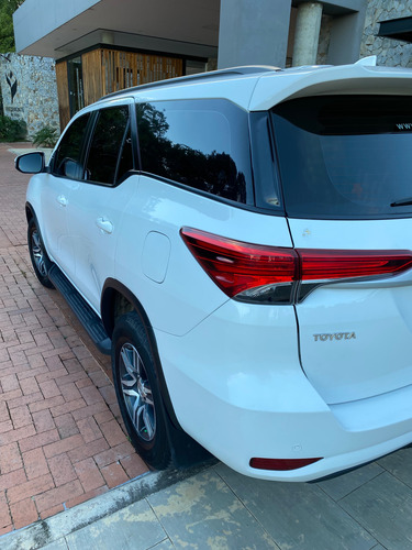 Toyota Fortuner 2.4 Street At 7As