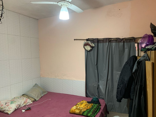 Casa Com 1 Quarto , 1 Quarto Com Suíte E Ar Condicionado
