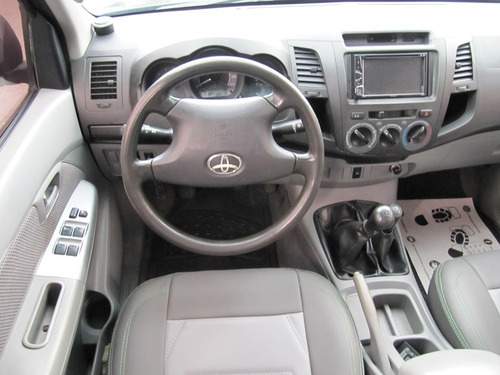 Toyota Hilux 3000cc 4x4 Mt Aa
