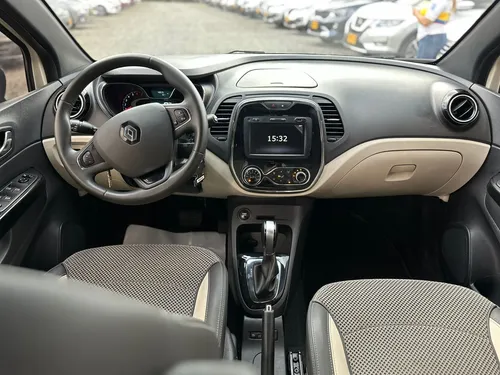 Renault Captur 2.0 Intens Automática