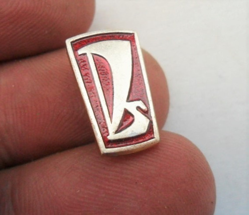 Pin Antiguo Insignia Lada Niva Insignia Escudo Prendedor Pin