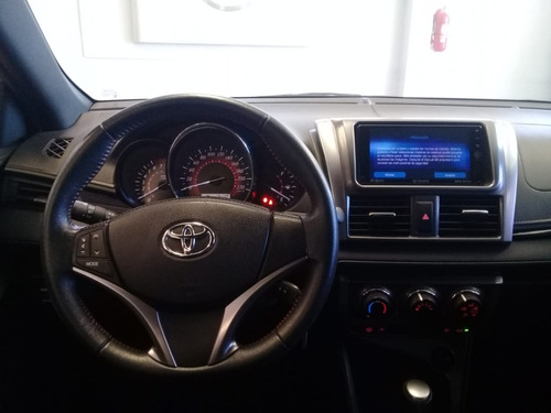 Toyota Yaris S