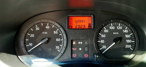 Renault Sandero 1.6 Expression 105cv 2011