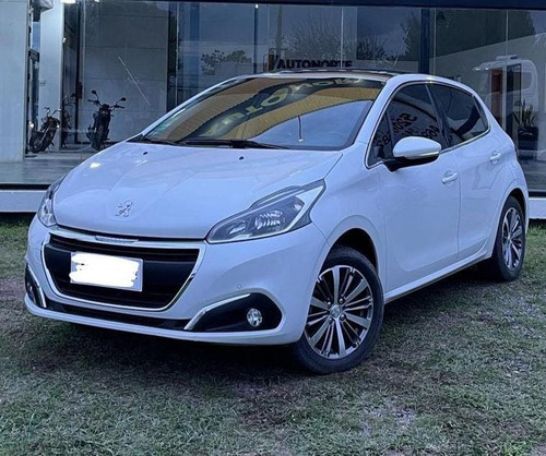 Peugeot 208 1.6 Feline