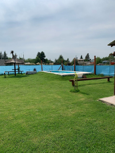 Venta Casa Quinta 1 Dormitorio Domselaar Con Cochera