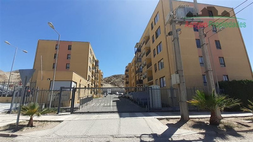 Imagen 1 de 26 de Departamento En Venta De 3 Dorm. En Copiapó
