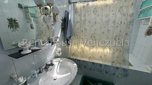 Casas En Venta Mls #25-7625