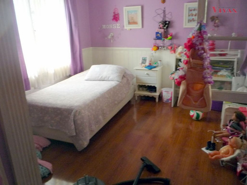 Casa En Arriendo De 6 Dorm. En Providencia