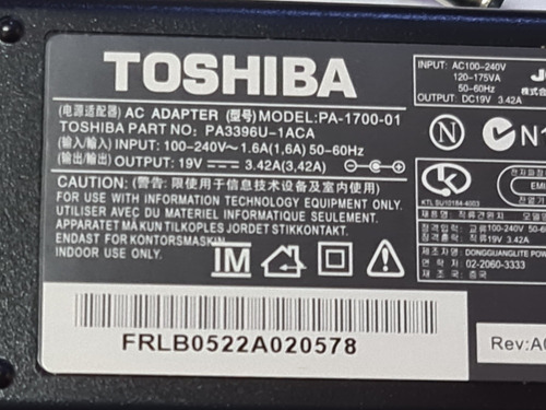 Imagen 2 de 4 de Cargador Original Toshiba Satellite 19v 3.42a 65w Pin Grueso