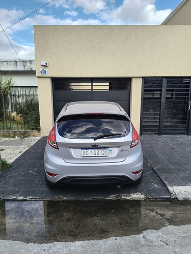 Ford Fiesta Kinetic 1.6 Se 120cv