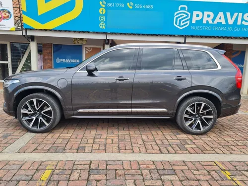 Volvo Xc90 T8 Ultimate Hibrido Enchufable 2.0cc At Aa 4x4