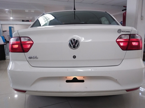 Imagen 4 de 15 de Volkswagen Gol 2017 1.6 Trendline Mt 4 P