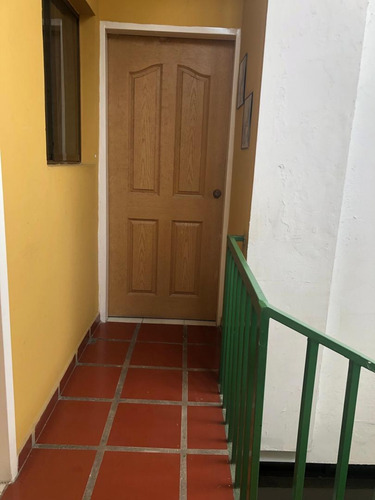Anexo En Alquiler. Av Roosevelt, Prado De Maria. Urb Los Castaños.