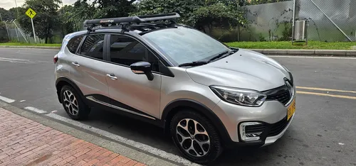 Renault Captur 2.0 Intens Automática