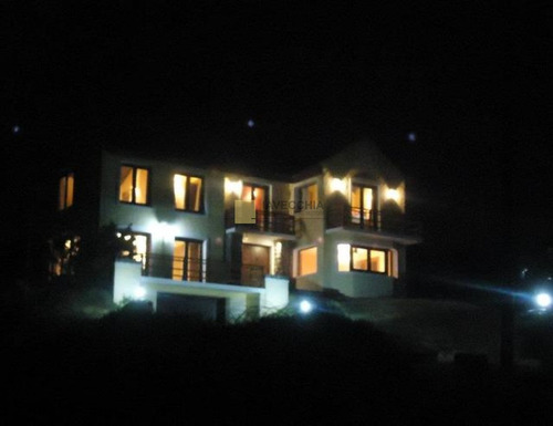 Imagen 15 de 22 de Venta De Casa De 4 Dormitorios En Las Grutas