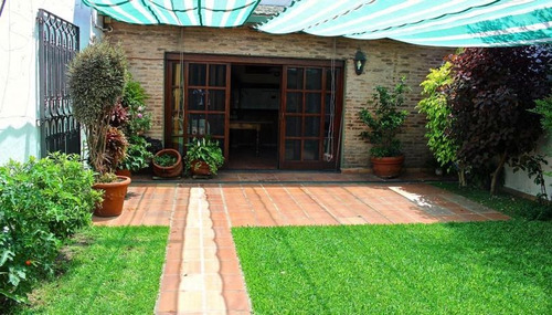 Gran Casa En Pleno Centro De Paysandú
