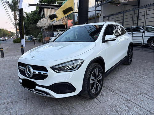 Mercedes-Benz Clase GLA 1.3 200 Progressive