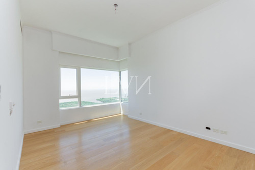 Venta-alquiler Departamento 5 Ambientes En Alvear Tower, Puerto Madero