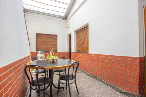 Imagen 27 de 30 de Venta Casa Lote Propio 7 Ambientes En Pompeya