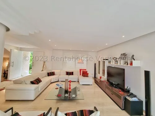 Venta De Casa En Sorocaima