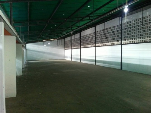 Imagen 3 de 8 de En Venta Amplio Galpon Industrial