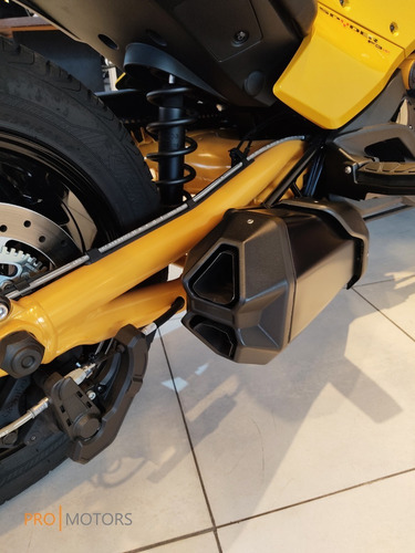 Imagen 11 de 19 de Can Am Spyder F3 Usado Seleccionado