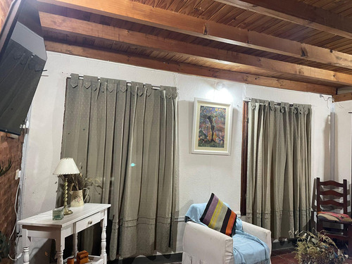 Casa En Venta - 2 Dormitorios 1 Baño - Cochera - 1.750mts2 - Coronel Brandsen