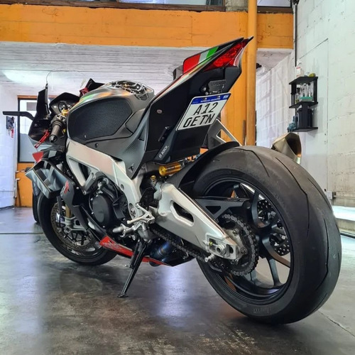 Imagen 10 de 19 de Aprilia Rsv4 Factory 1100