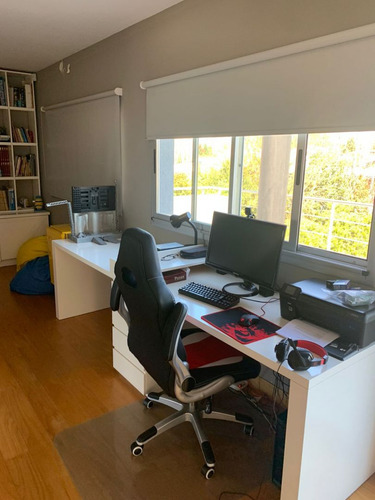 Casa En Venta En Buenos Aires Village