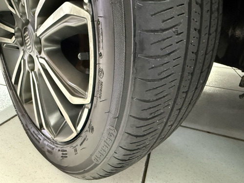 Fiat Cronos 1.8 Precision 16v Flex Aut. 4p