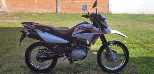 Honda Xr 150 L Color Blanca Motor 10 Puntos 16.0000 Km Titul