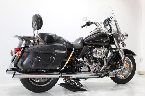 Harley Davidson Road King Classic 2012 Preta