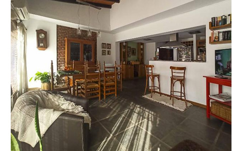 Venta - Casa - Los Pinos, Granadero Baigorria