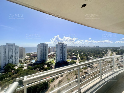 Imagen 5 de 18 de Apartamento De Tres Dormitorios Y Dependencia En Venta, Punta Del Este