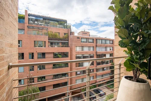 Apartamento En Venta En Los Rosales. Cod V16507
