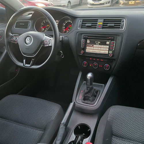 Imagen 13 de 15 de Volkswagen Vento 2.5