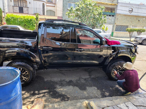 Nissan Frontier 2.5 Se Dc 4X2 Mt