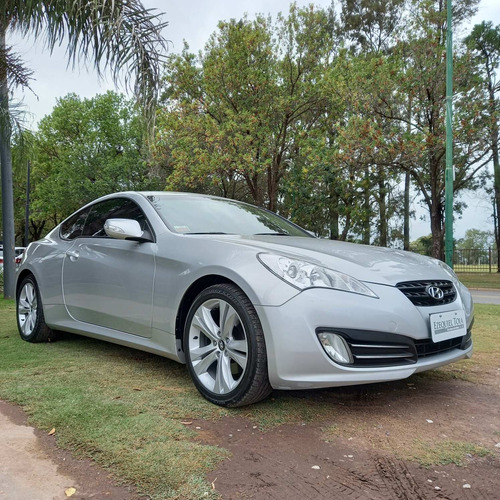 Hyundai Genesis 2.0 Coupe T 210cv Mt 2012