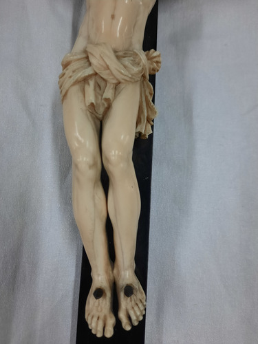Crucifijo De Material Noble (Usado)