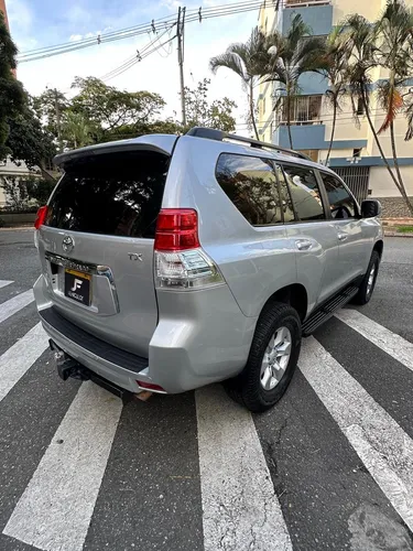 Toyota Prado Tx 4.0 Automática 2011 Gasolina 4x4