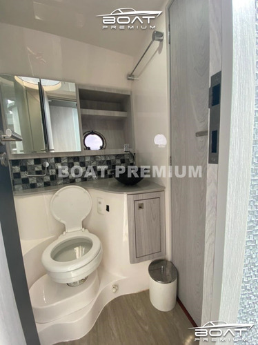 Imagem 8 de 12 de Triton 450 Ht, 2019, 2x Mercruiser 380 Hp - Coral - Real