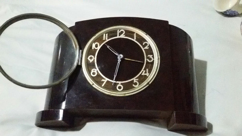 Reloj De Mesa Antiguo Art Deco.alto 17cm Y Ancho 24.5cm (83)