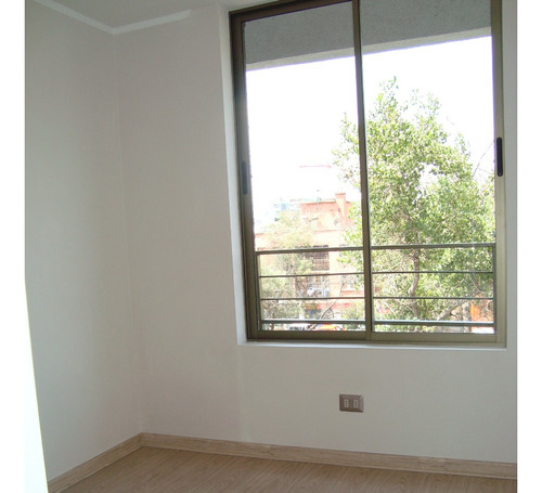 Depto 2d+2b+1est+bod, A 2 Cuadras Metro Santa Isabel