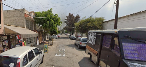 Sk14-casa En Remate Bancario En Eucalipto 38, Arboledas De Aragon, C.p. 55290 Ecatepec De Morelos, Méx.