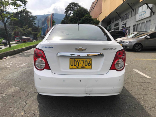 Chevrolet Sonic 2015 1.6 Lt 5 P